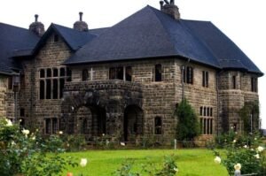 Adisham-Bungalow-Srilanka