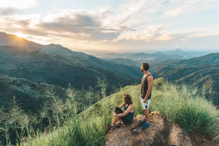 lankatrailtours-ella-rock-or-little-adams-peak